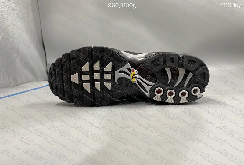 AIR MAX TN UMKAO 10