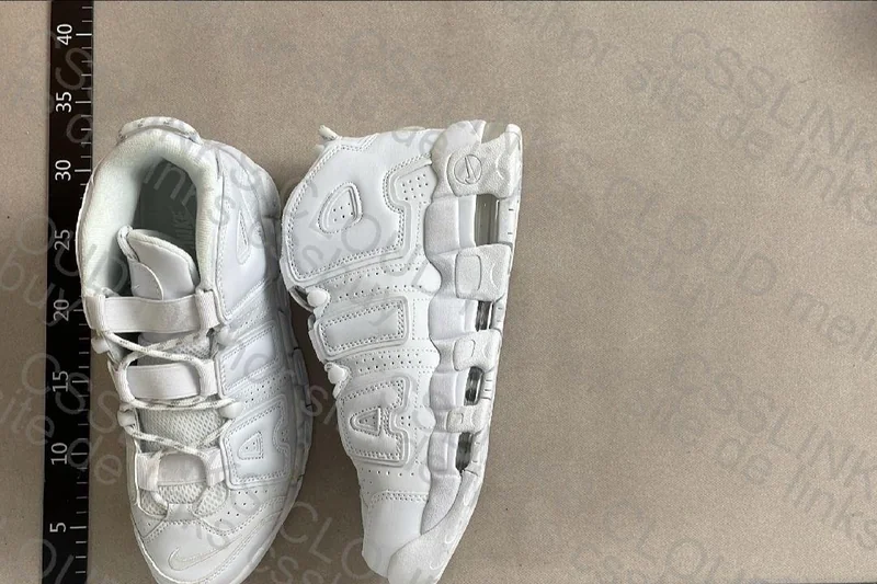 Air More Uptempo Borrowed by China to Clear a Batch 2