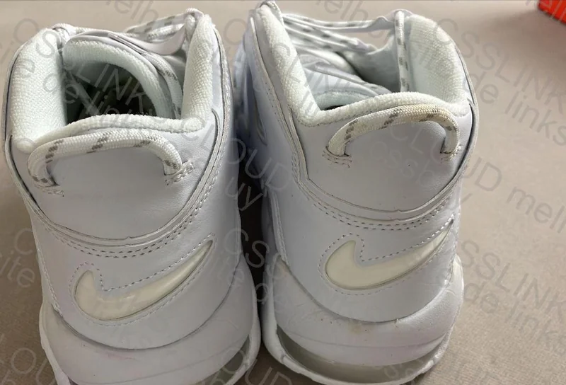 Air More Uptempo Borrowed by China to Clear a Batch 4