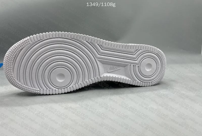 Air Force 1 - OvO 8
