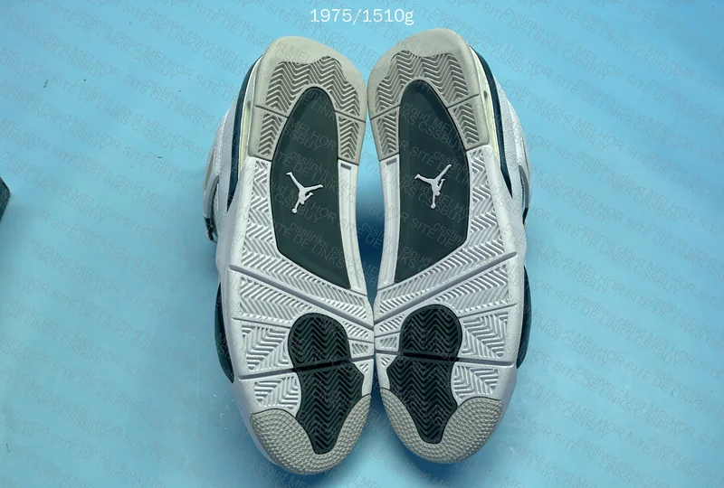 Air Jordan 4 Retro 8