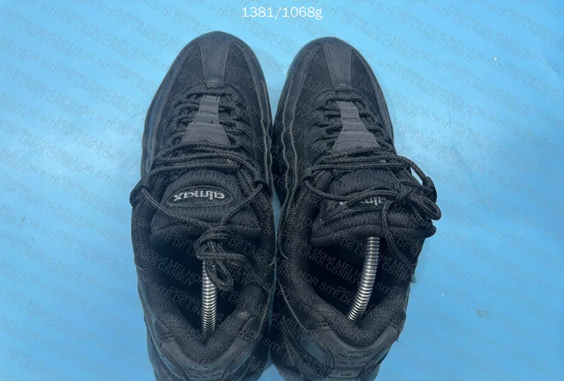 Air Max 95 Black 2