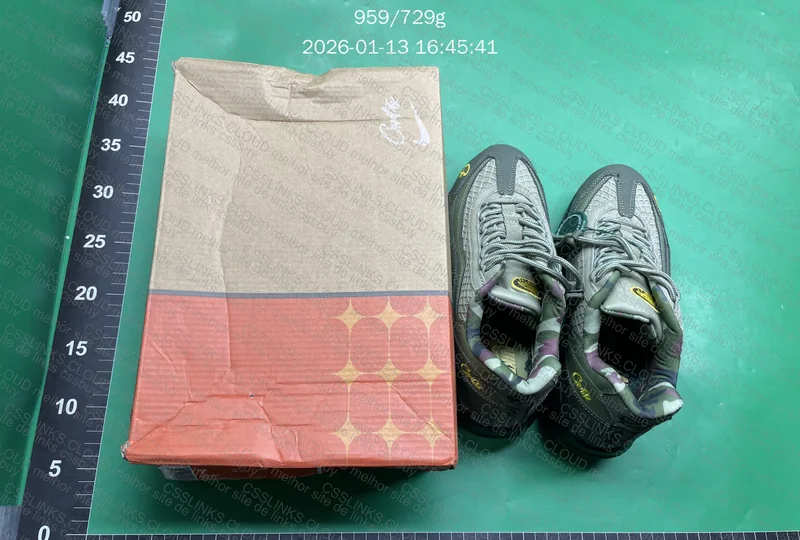 Airmax 95 x corteiz Gutta green 3