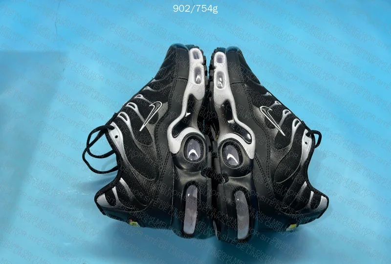 AIRMAX TN BLACK/SILVER 7