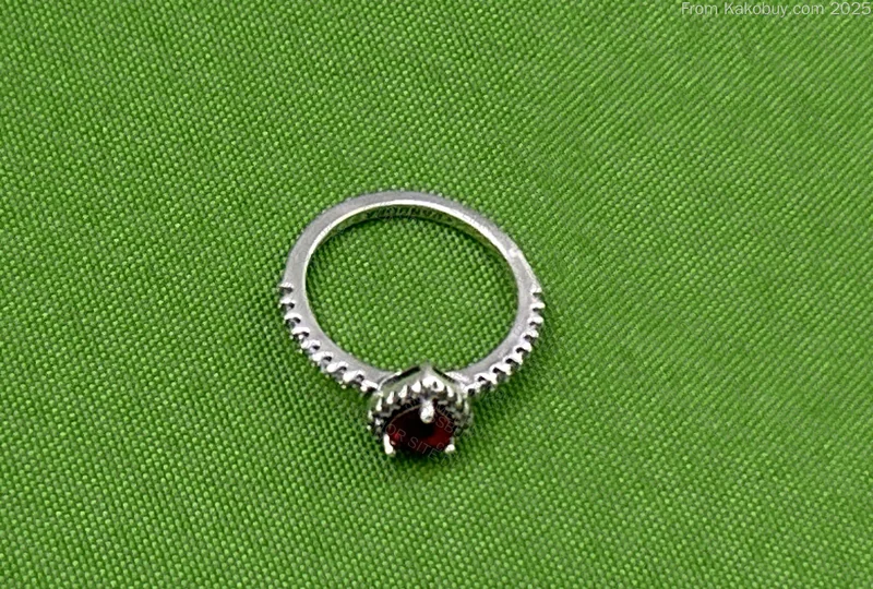 AirPods Pro, Pandora Ring, Atlantis, Pandora Bracelet 7