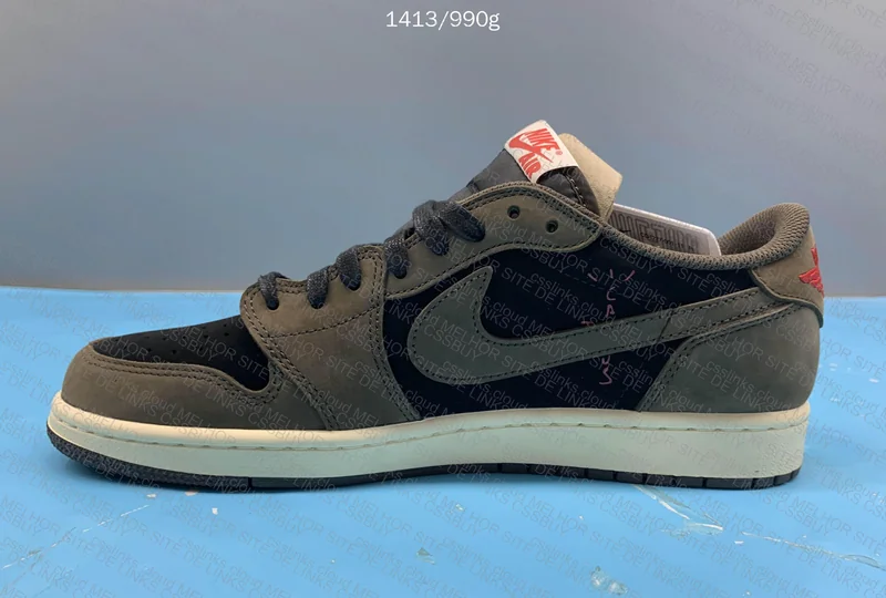 AJ 1 low travis scott mocha
