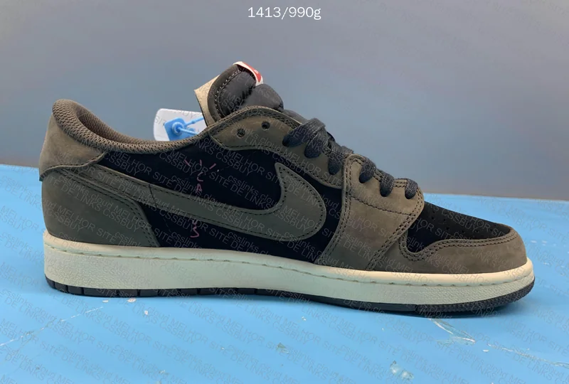 AJ 1 low travis scott mocha 6