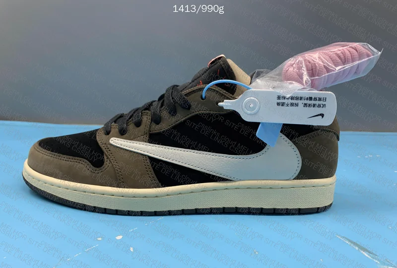 AJ 1 low travis scott mocha 7