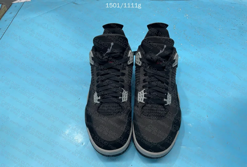 AJ 4 RETRO SE 3
