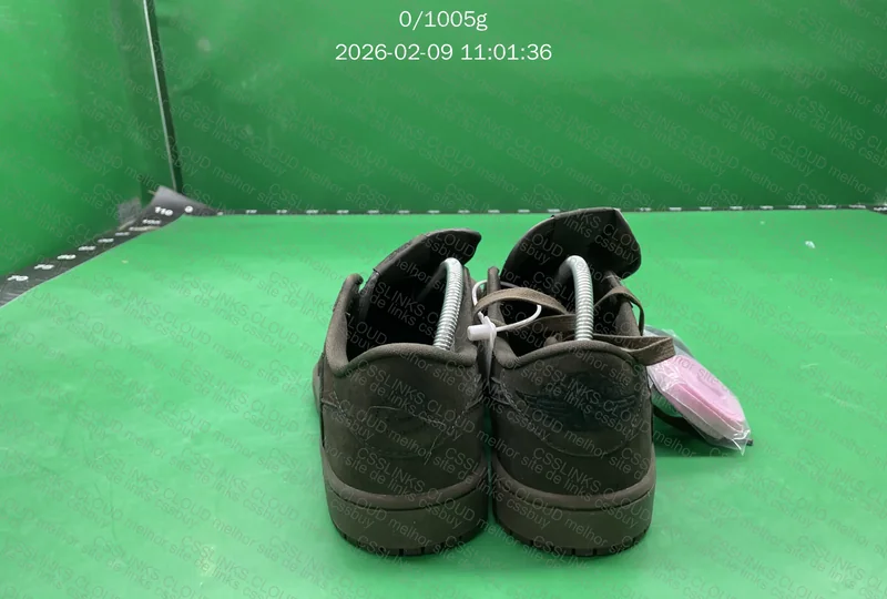 AJ TS Velvet brown OVO 5
