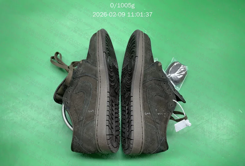 AJ TS Velvet brown OVO 7