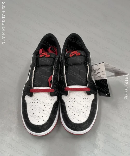 AJ1 Air Jordan 1 Low black toe OG 3
