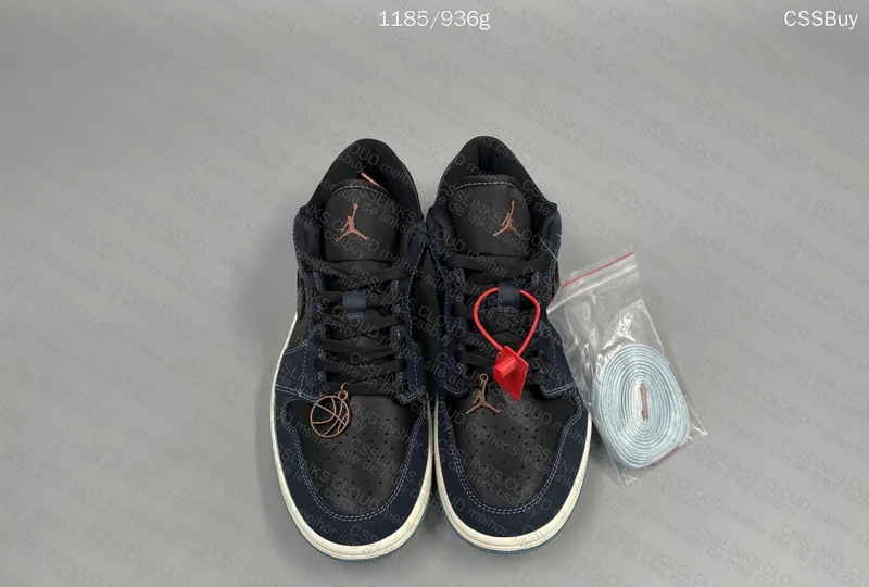 AJ1 Batch DT with Tear 2