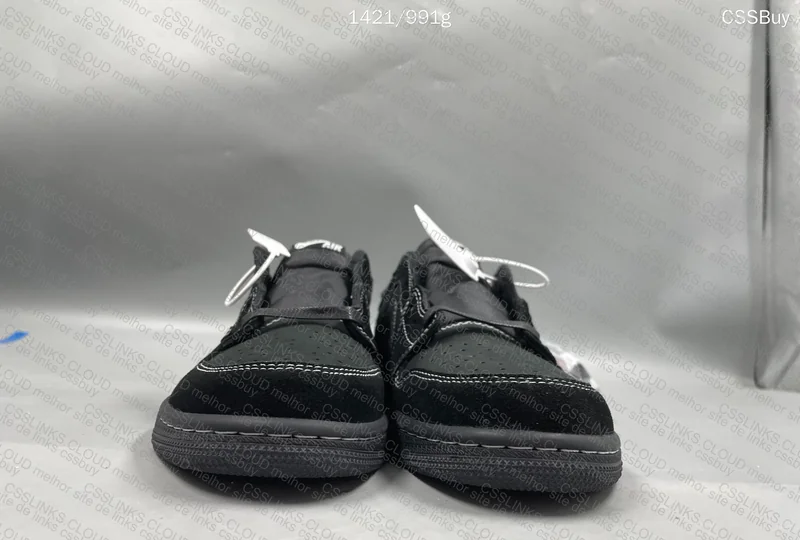 AJ1 Black Phantom