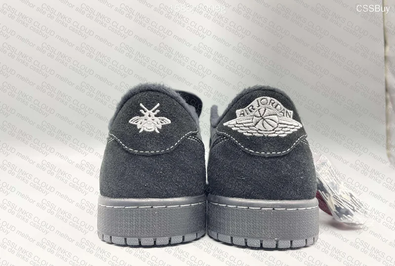 AJ1 Black Phantom 4