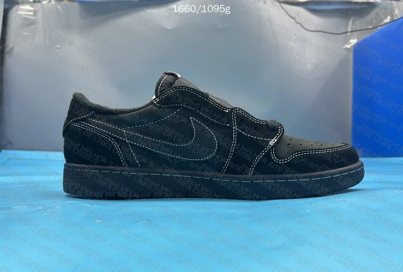 AJ1 Black Phantom 3