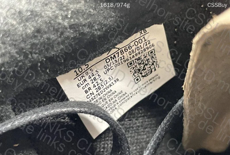 AJ1 BLACK PHANTOM TRAVIS SCOTT 7