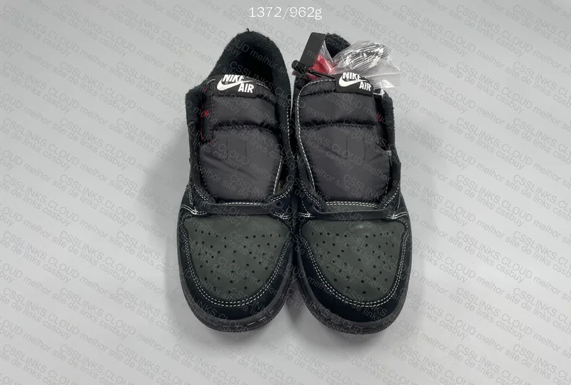AJ1 Black Phantom Travis Scott 3
