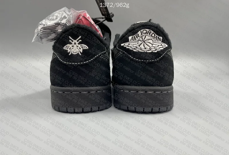 AJ1 Black Phantom Travis Scott 7