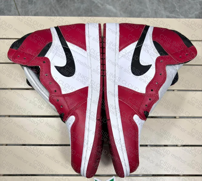 AJ1 Chicago 2015 7