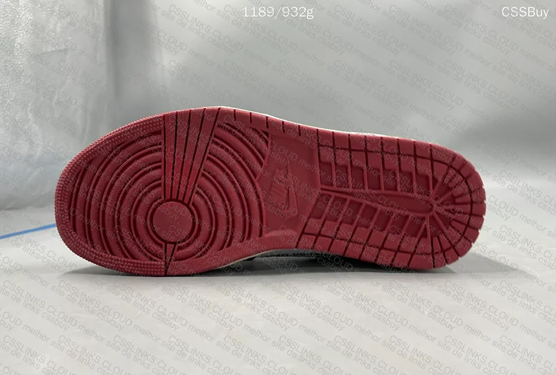 AJ1 CHICAGO X OFF WHITE 2