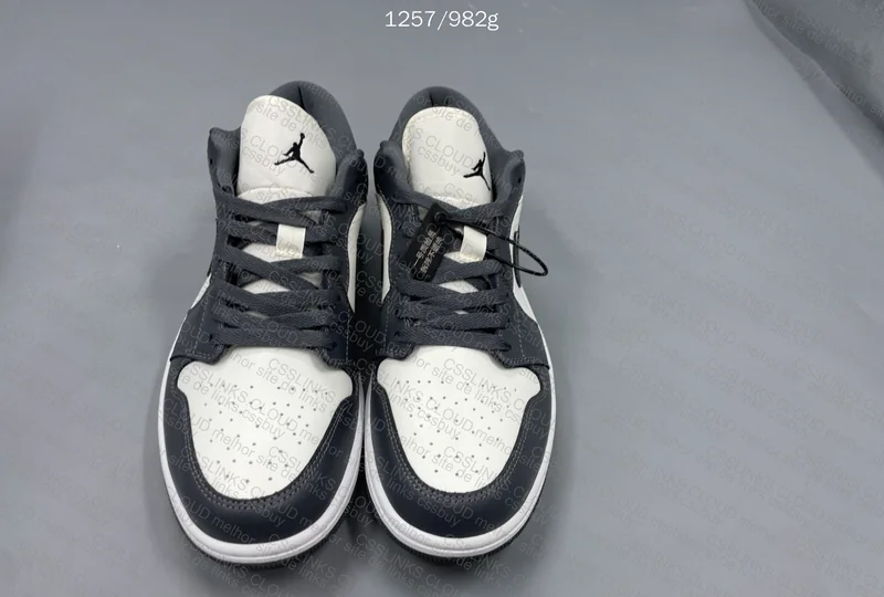 AJ1 Dark Grey 3