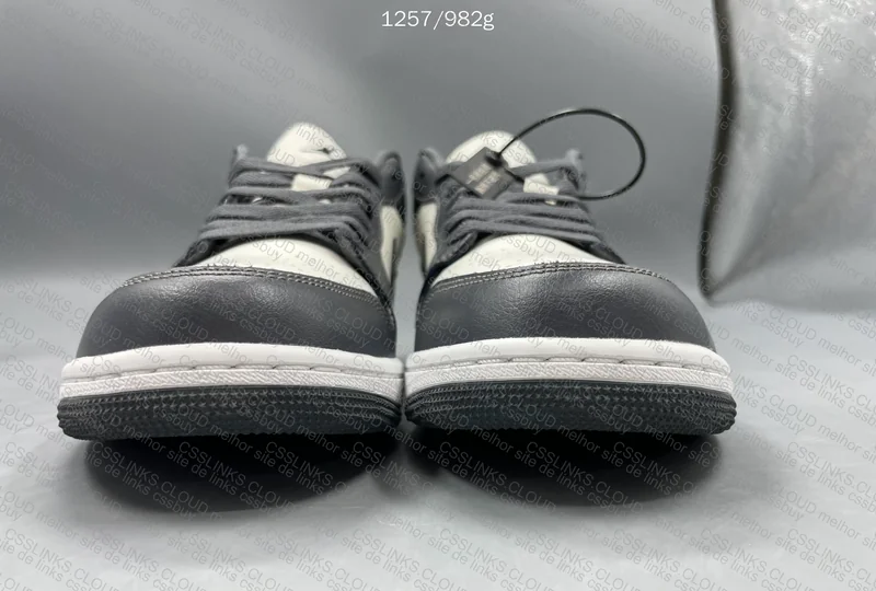 AJ1 Dark Grey 4