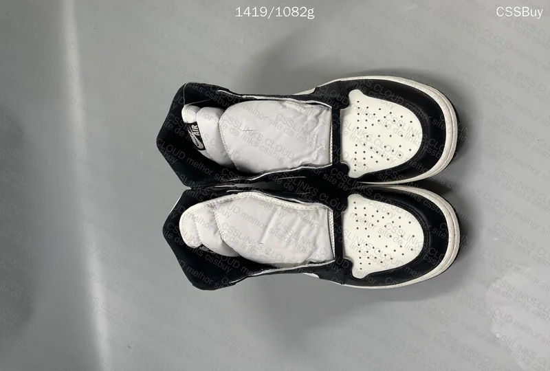 AJ1 DARK MOCHA 7