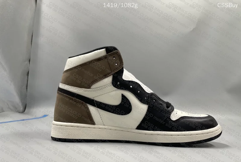 AJ1 DARK MOCHA 8