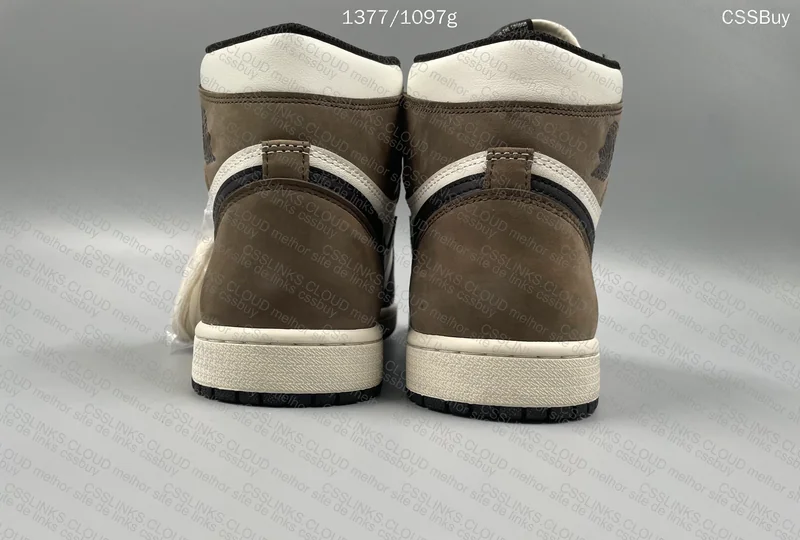 AJ1 Dark Mocha 3