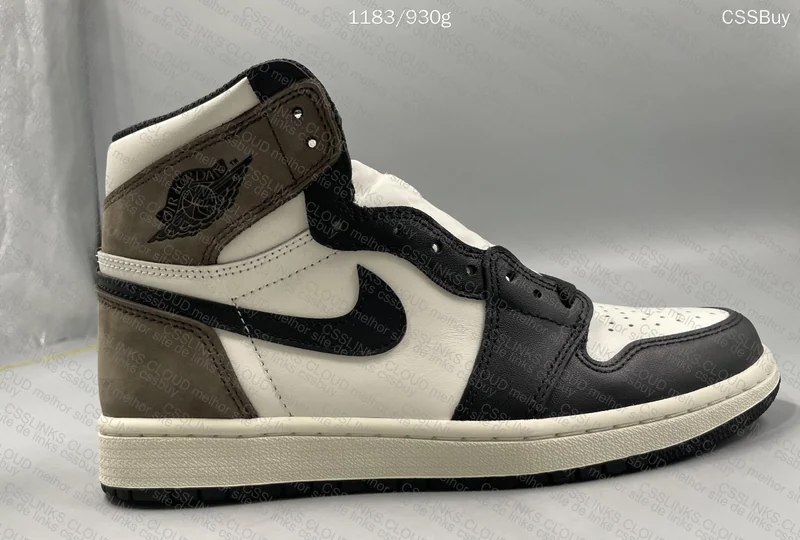 AJ1 DARK MOCHA 5
