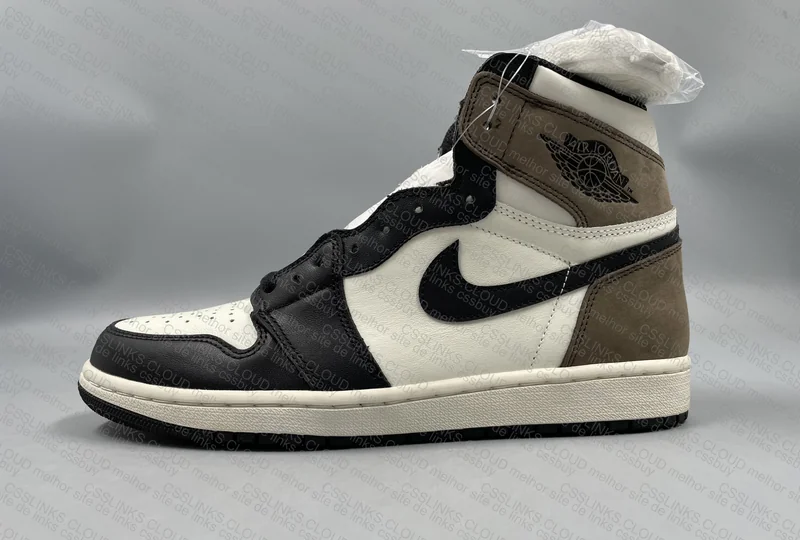 AJ1 DARK MOCHA 3