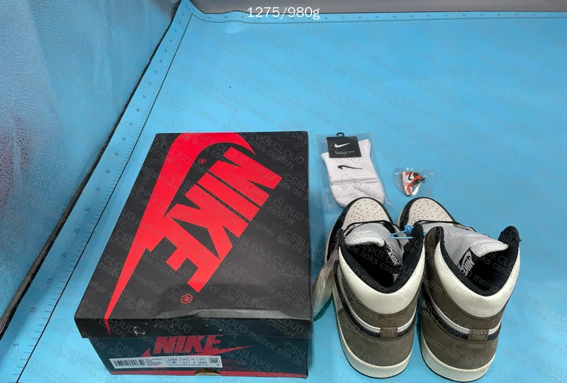 AJ1 Dark Mocha