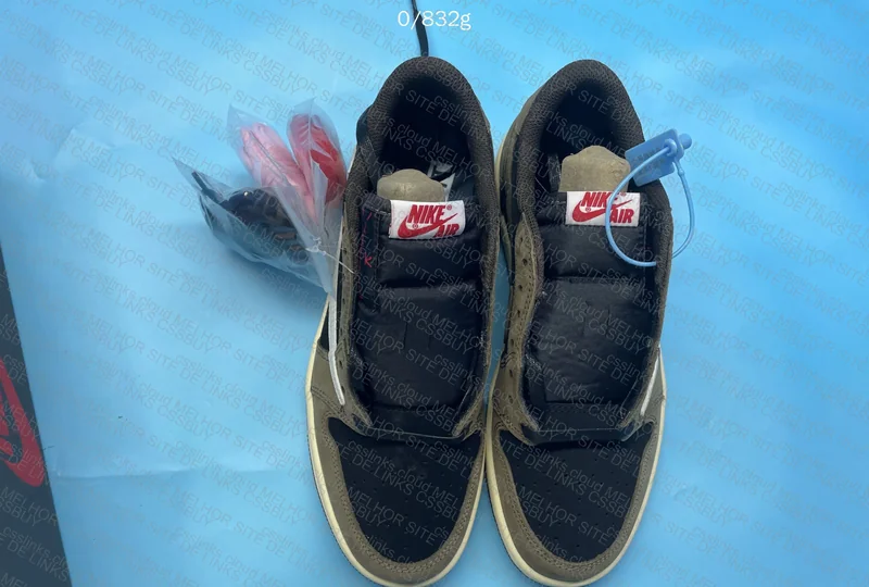 Aj1 Dark Mocha Travis FQ 5