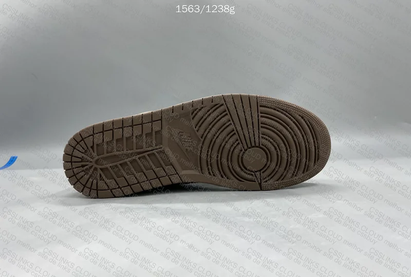 AJ1 High Palomino LW 3