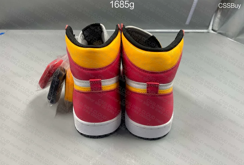 AJ1 Light Fusion Red 2