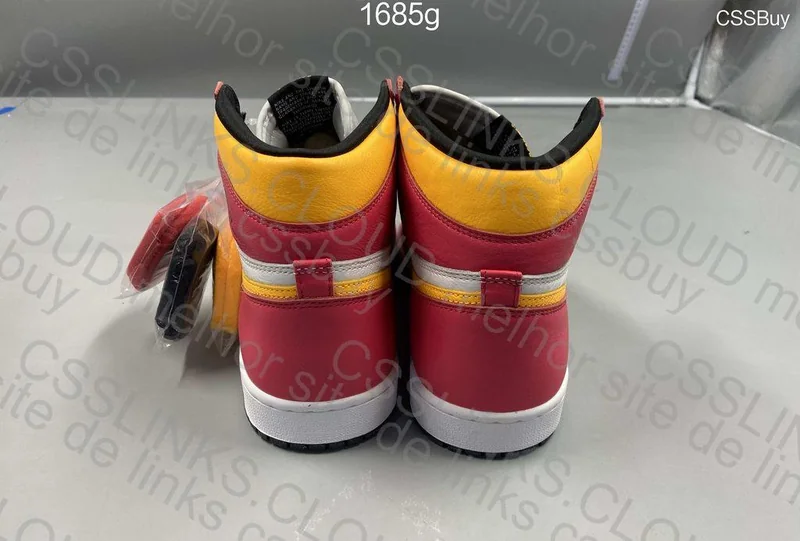 AJ1 Light Fusion Red 5