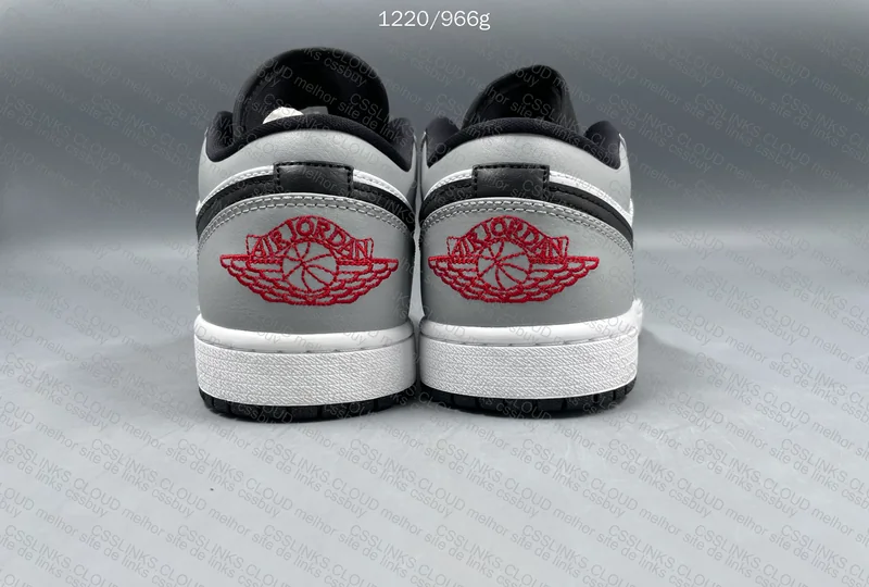 AJ1 Light Smoke Grey 4