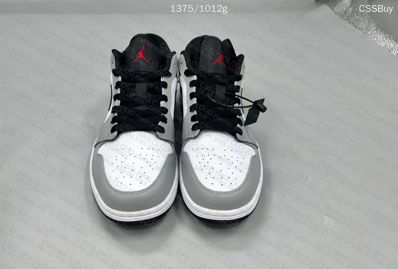 AJ1 LIGHT SMOKE GREY beem torto