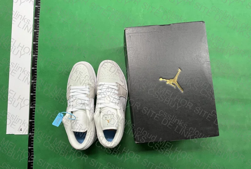 AJ1 Little Paris