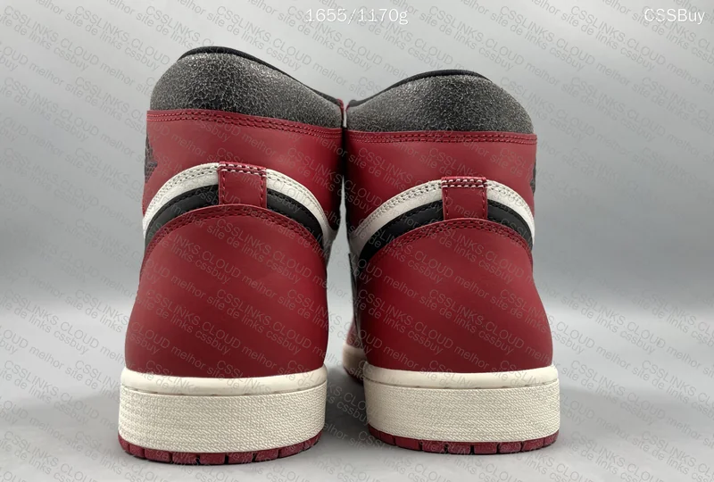 AJ1 Lost and Found 4