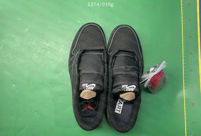 AJ1 LOW BLACK PHANTOM PK 4.0 OLD 2