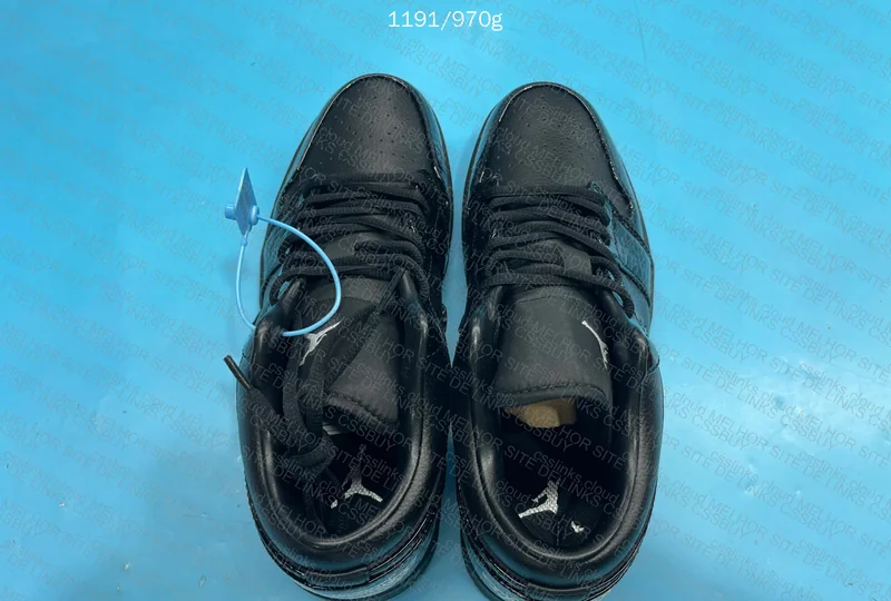 AJ1 Low Black Warrior