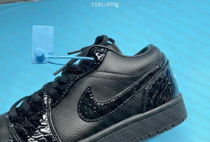 AJ1 Low Black Warrior 8
