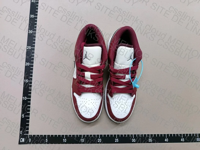 AJ1 Low Bordeaux DT