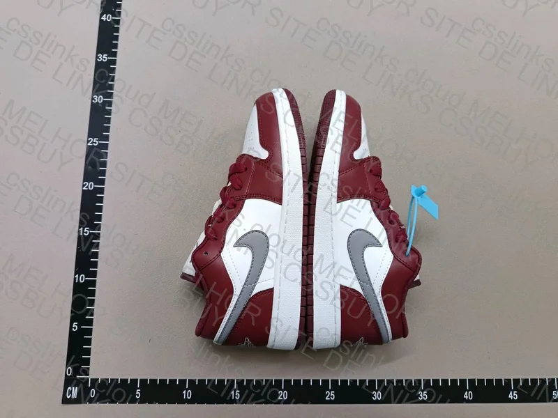 AJ1 Low Bordeaux DT 2