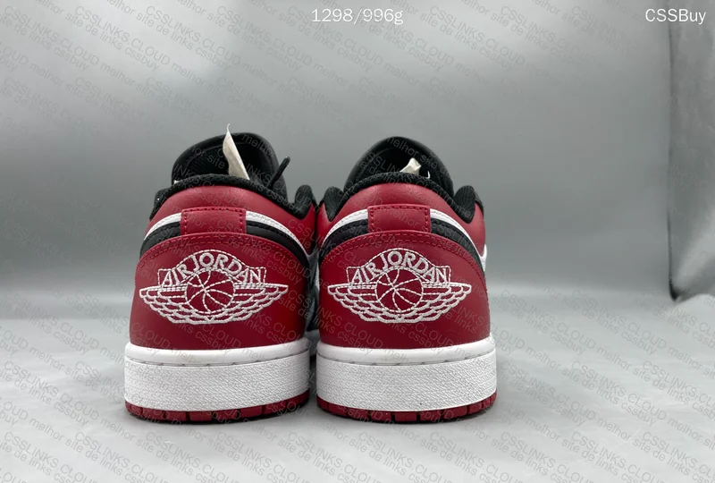 AJ1 Low Bred Toe 3