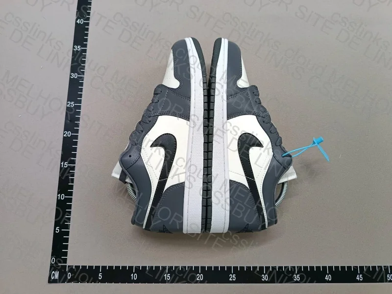 AJ1 Low Dark Grey 2