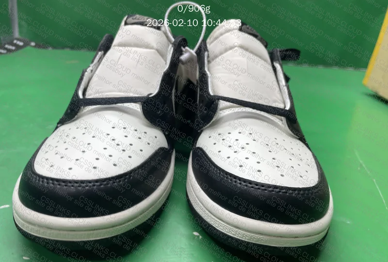 AJ1 Low Dark Mocha 2