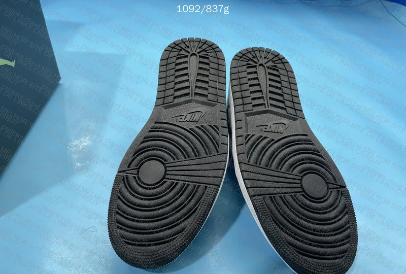 aj1 low (DT) 8